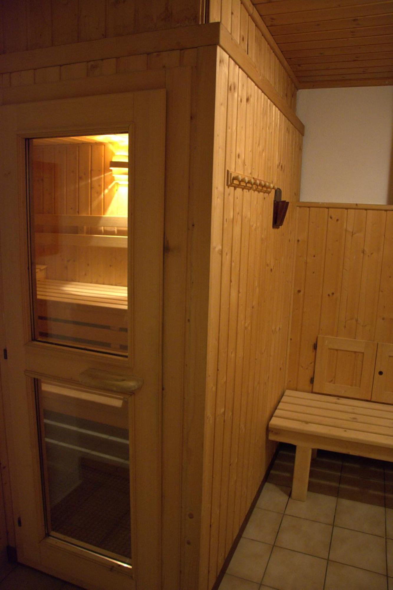 Apartment Bergheim Schmidt: Alpine Forest Huts On The Slopes *