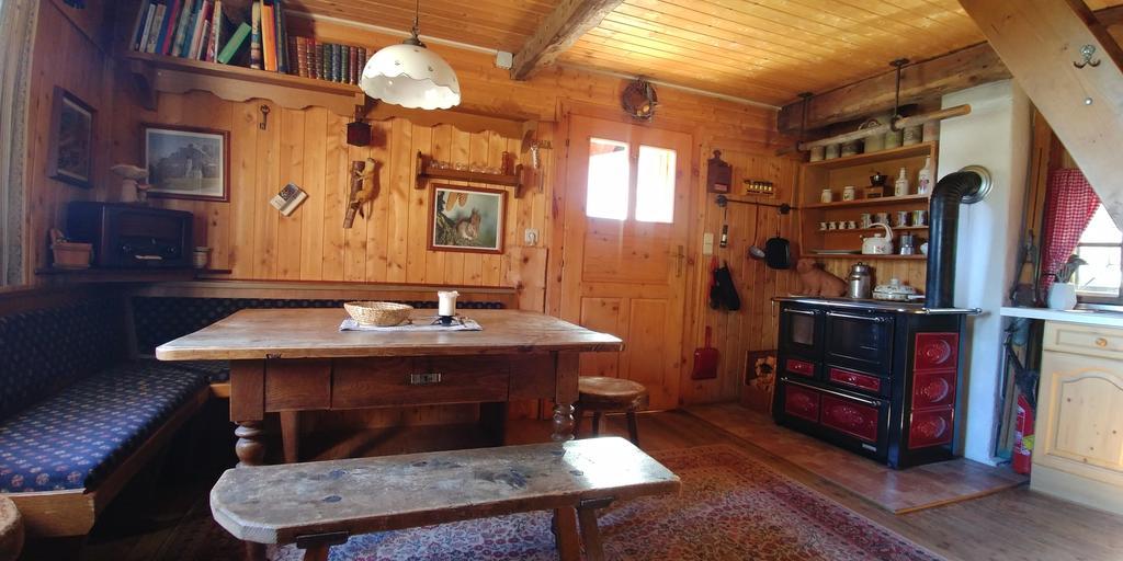 Apartment Bergheim Schmidt: Alpine Forest Huts On The Slopes Turracher Hoehe