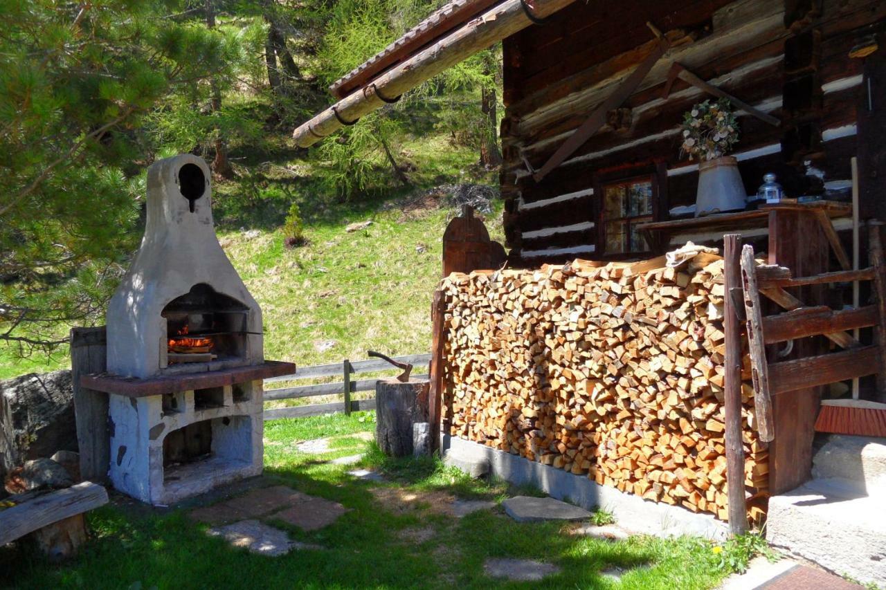 Bergheim Schmidt: Alpine Forest Huts On The Slopes
