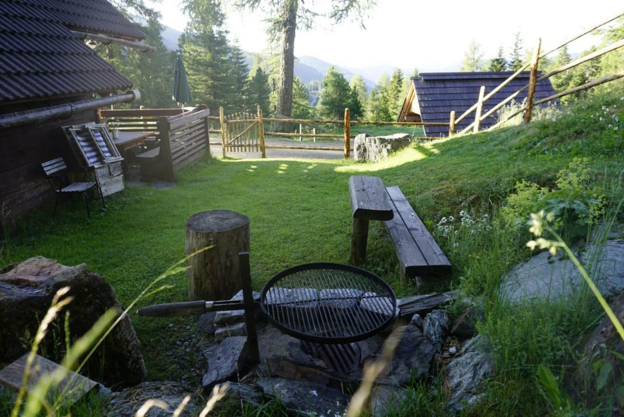 Bergheim Schmidt: Alpine Forest Huts On The Slopes